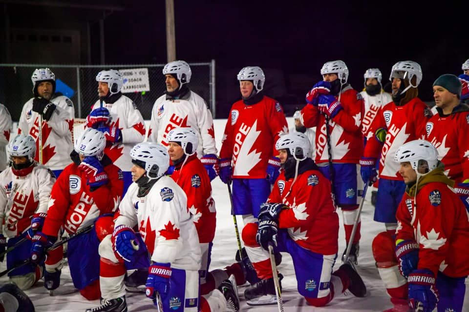 В Канаді відбувся найдовший хокейний матч в історії