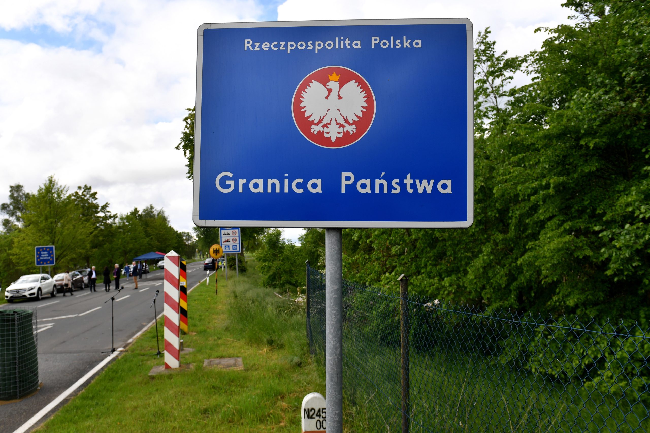 До польського кордону прибувають білоруські мігранти: була спроба прориву