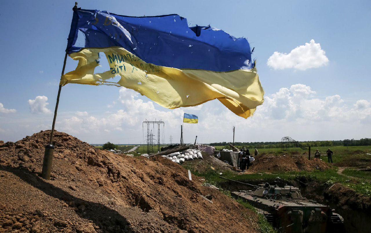 Окупанти обстріляли українських військових з мінометів