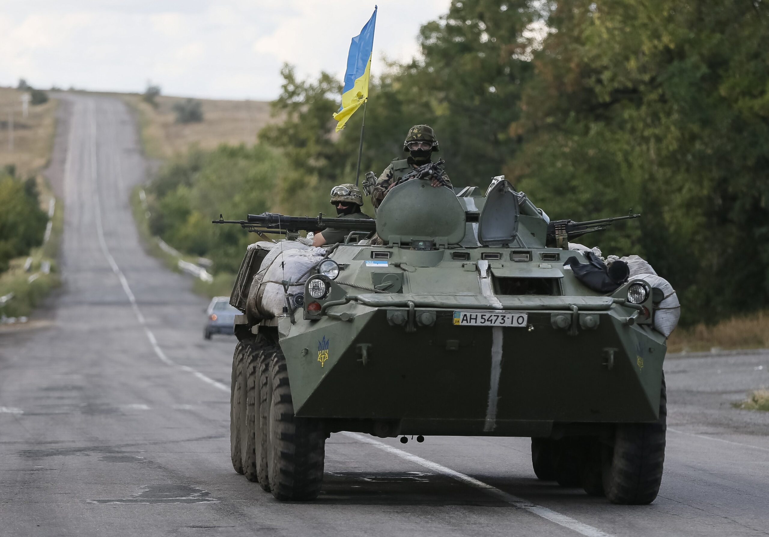 Збройним Силам України передали партію оновлених БТРів