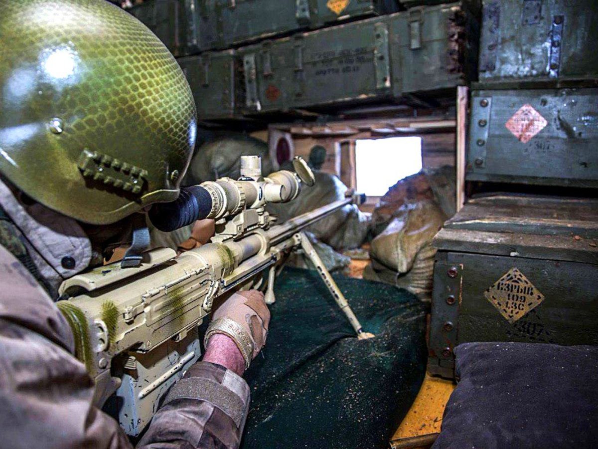 Снайпер сепаратистів поранив українського військового