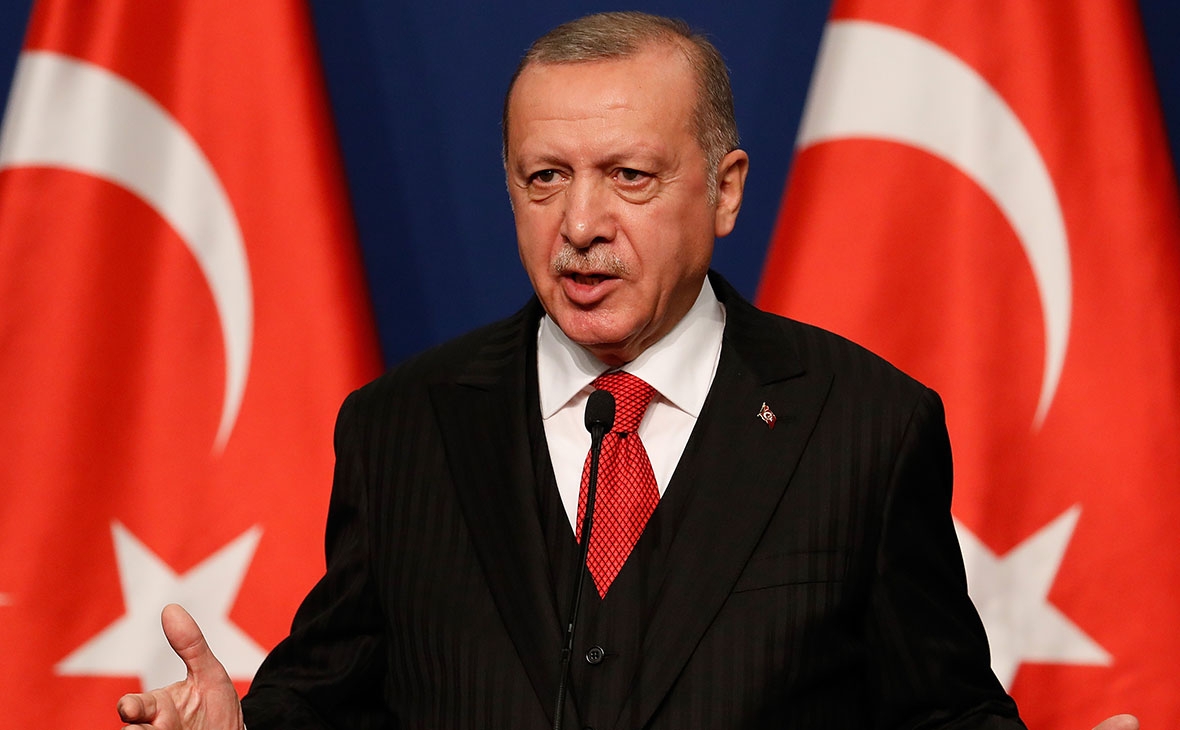 Туреччина очікує санкції від США через покупку військової техніки РФ