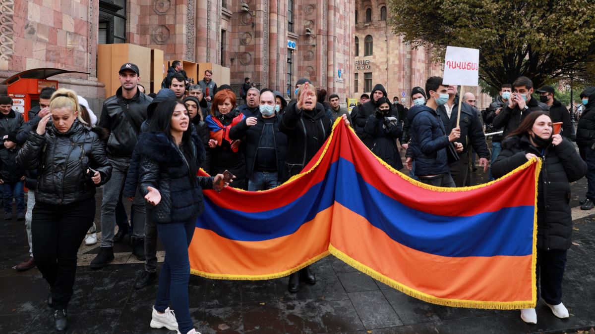 У Вірменії опозиція оголосила про початок акції громадянської непокори