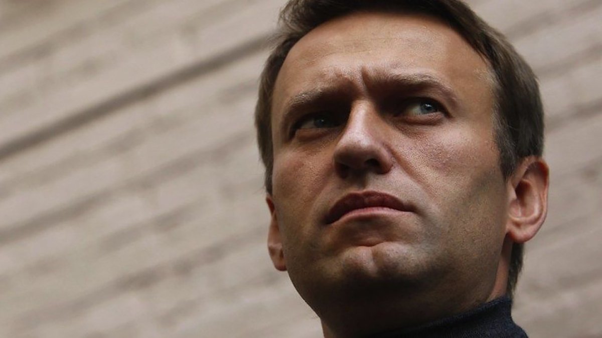 Bellingcat встановила групу вбивць з ФСБ, які отруїли Навального