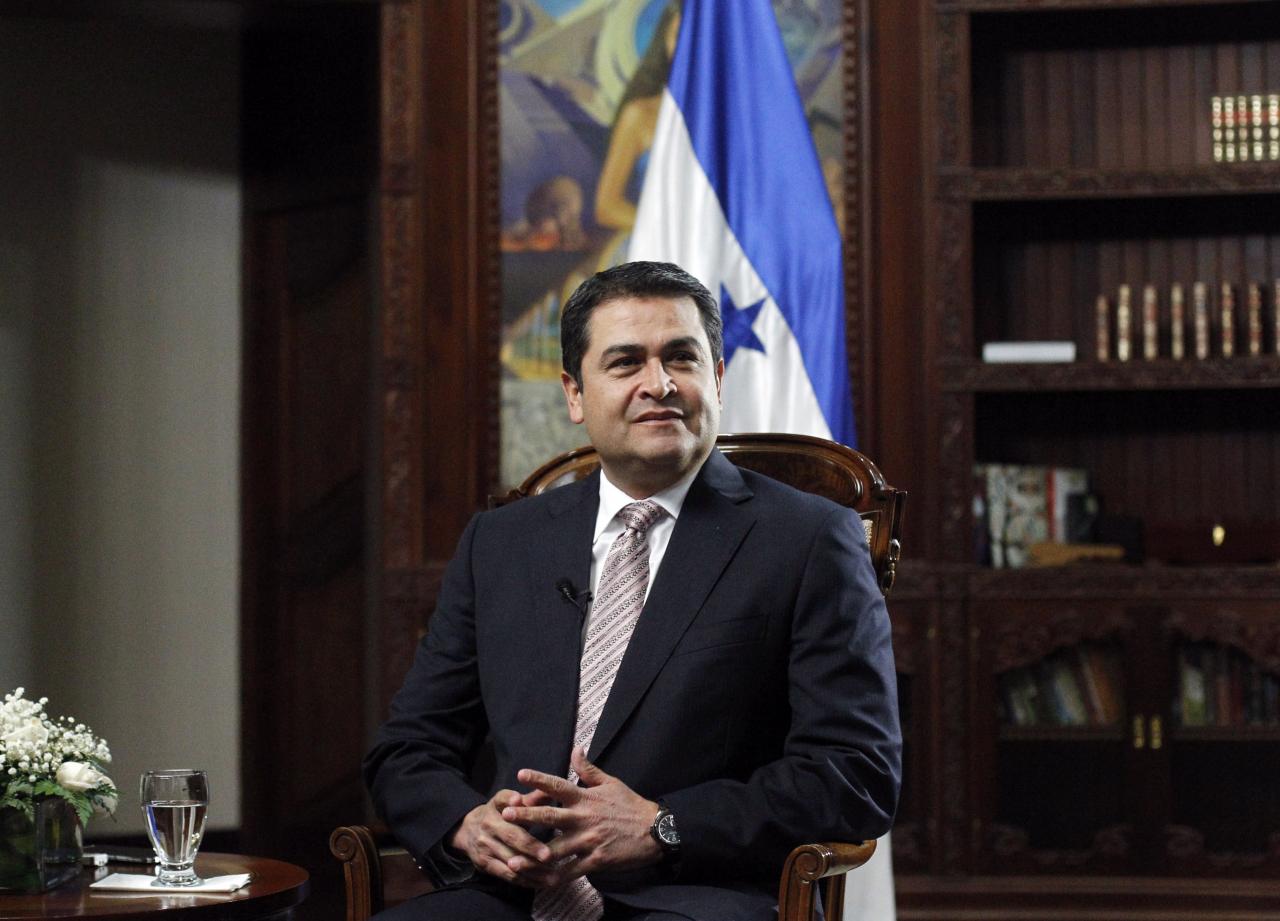 Президент Гондурасу отримав від наркоторговців мільйони доларів