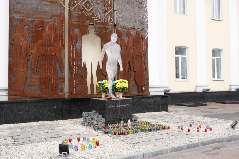 У Житомирі пошкодили пам’ятник Героям Небесної Сотні